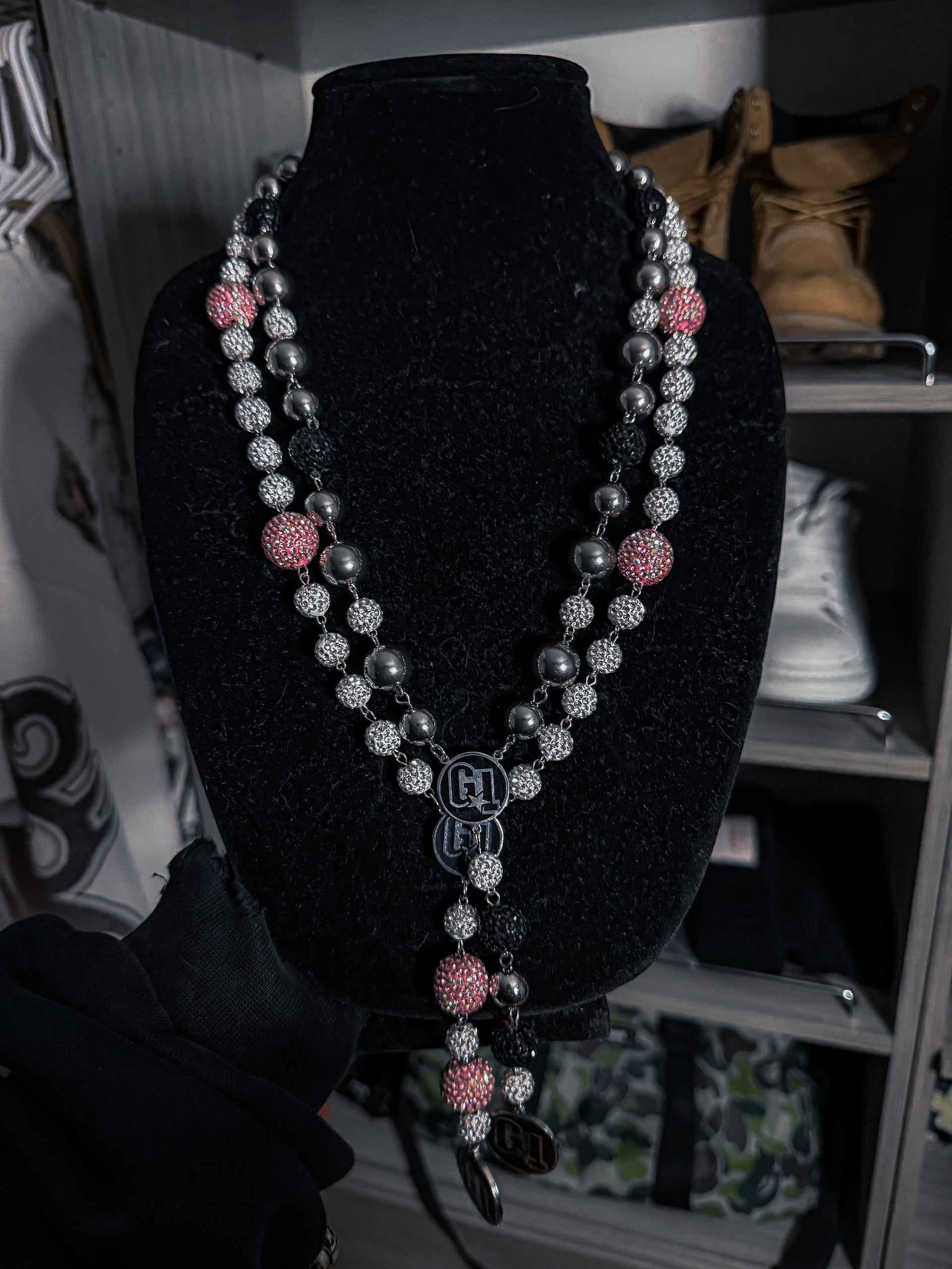 ONYX RHINESTONE NECKLACE (BLACK)